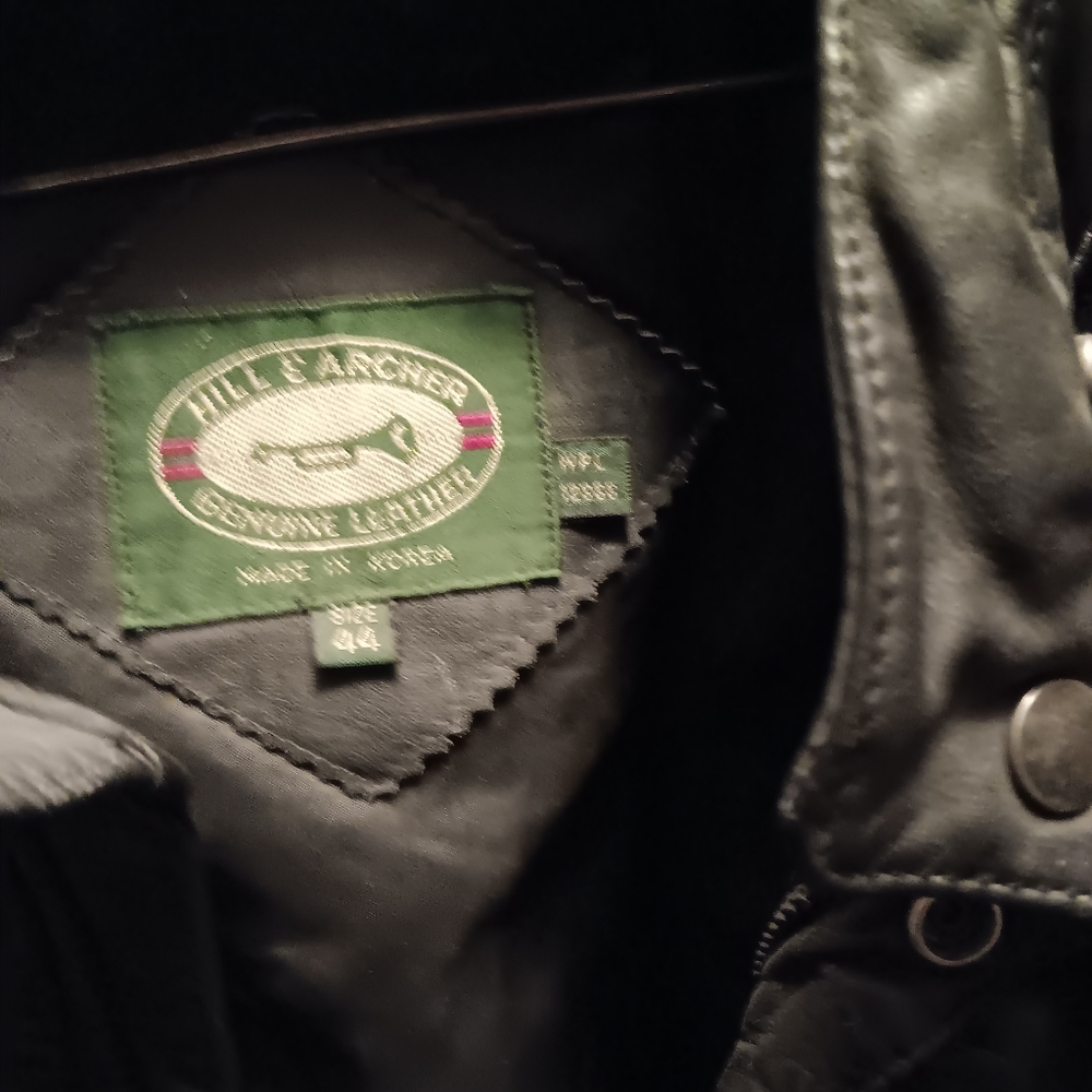 Leather jacket - Picture 3 of 3